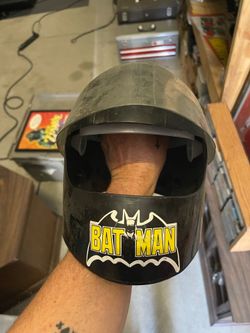VTG 1964 ERTL Black Adam West Batman Motorcycle Race Helmet Costume Toy Comic