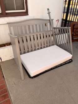 Delta 4-in-1 Convertible Baby to Toddler Crib, Grey, w/ Graco Mattress
