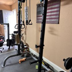 Squat Rack And 300 Pounds Weights 