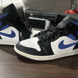 Air jordan 1 Mid Size 10 Men (Throw Offers 