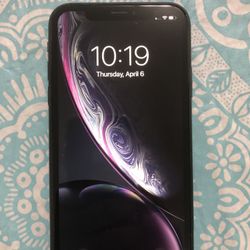 Apple iPhone XR 64GB Unlocked For Any Carrier Like New!