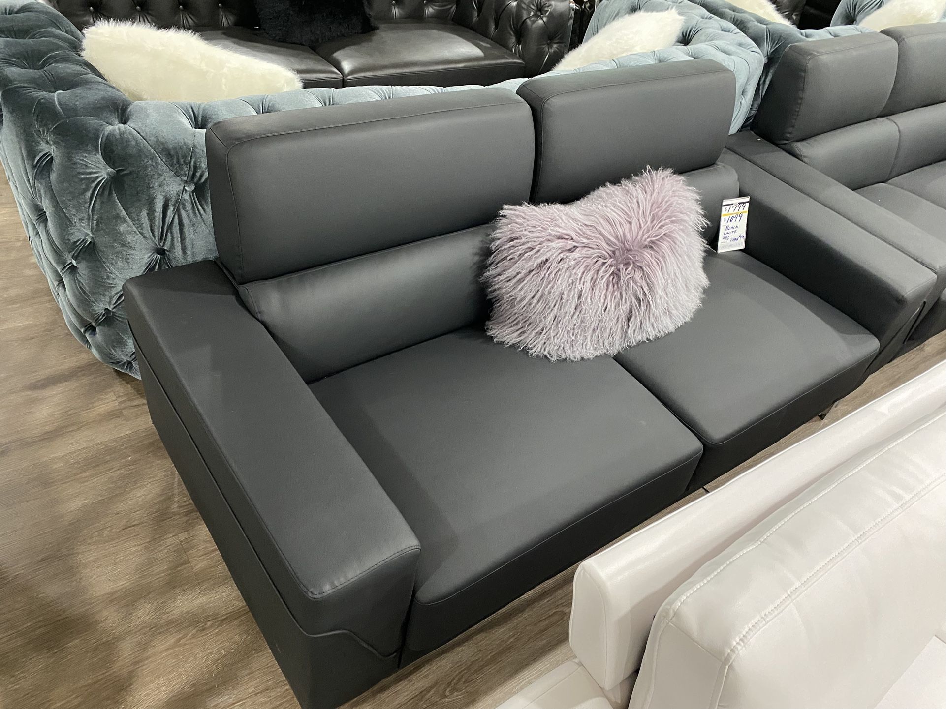 SOFA LOVESEAT LIVING ROOM SET ON SALE NOW !!!!***OFFER ENDS 11/25