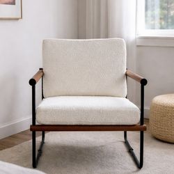 Accent Chair - LIKE NEW