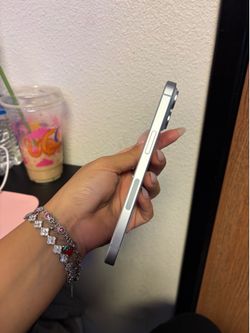 iPhone 15 128gb