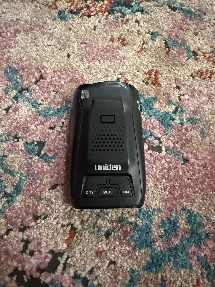 Good Condition Uniden DFR1 Radar Detector With Cord