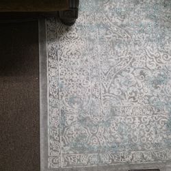 9x12 Soft Gray & Teal Patterned Area Rug – Gently Used
