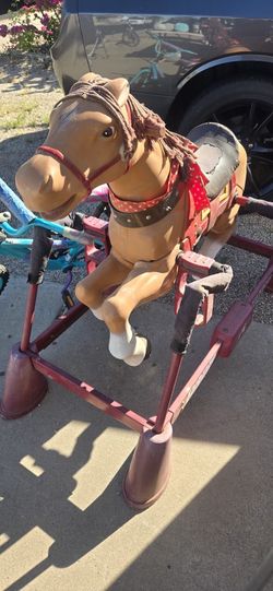 RADIO FLYER HORSE 