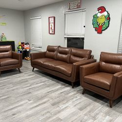 Leather Couches ! Leather Sofa And Chairs ! Top Grain Leather ! 