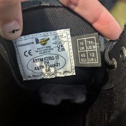 Doc Martens Us11 Men's. Unisex