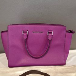 Pomegranate leather Michelle Kors bag