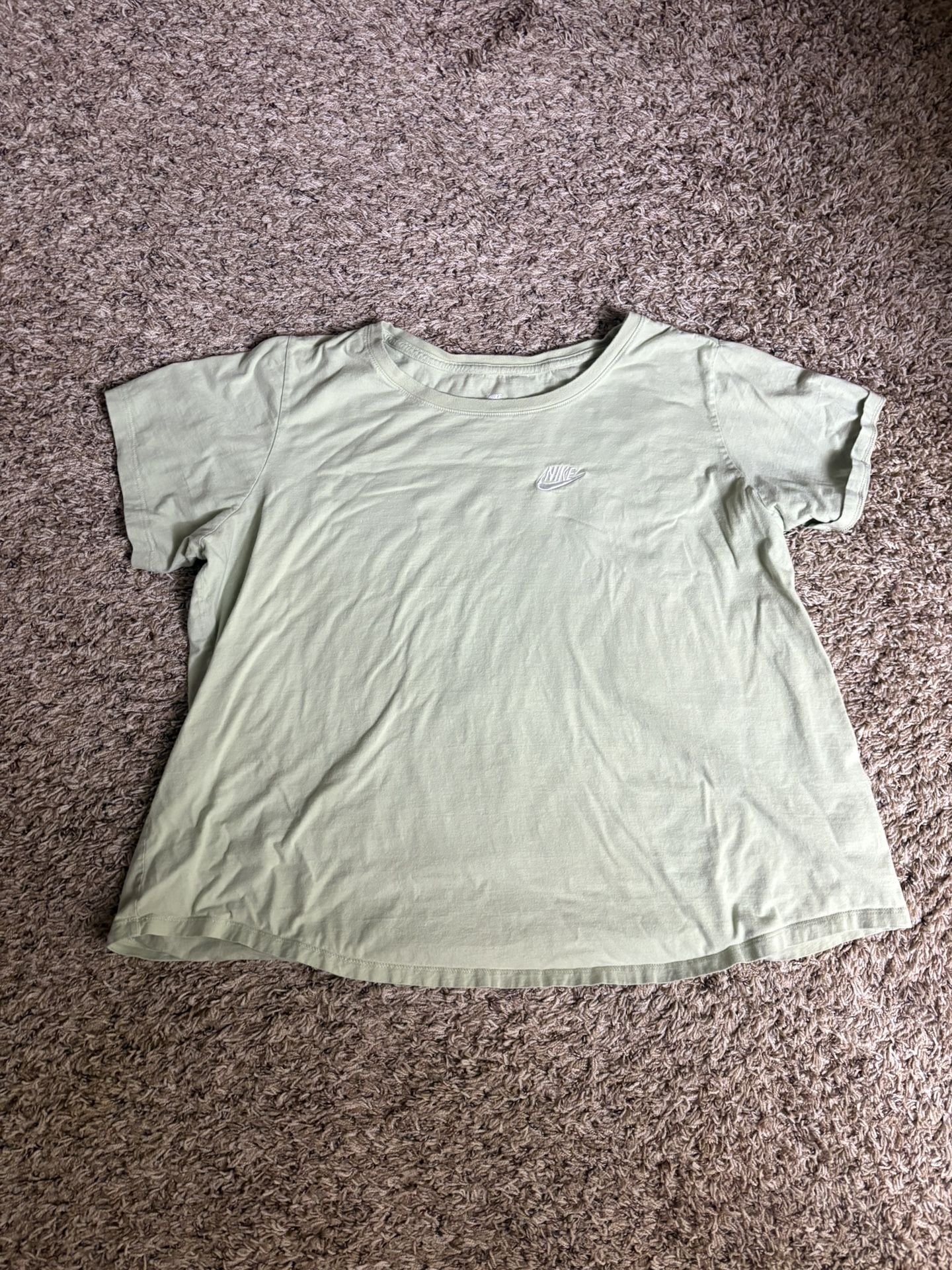 Women's T-Shirt Size XXL Nike