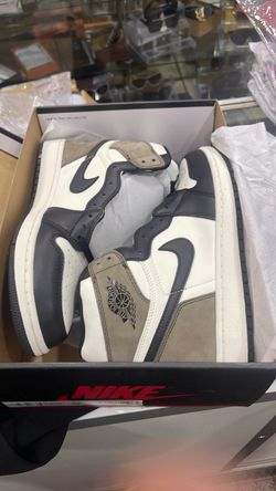 Nike Air Jordan 1 Retro High Sneakers size 9,5 and 10.5