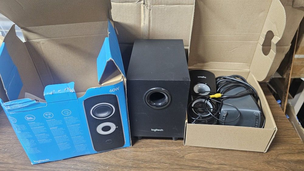 Logitech Z323 Computers Speakers Good condition