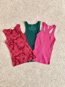 3 tank tops size M