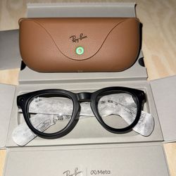 Ray-Ban Meta Smart Glasses Headliner – Black Frame, Blue Violet Lenses – New in Box