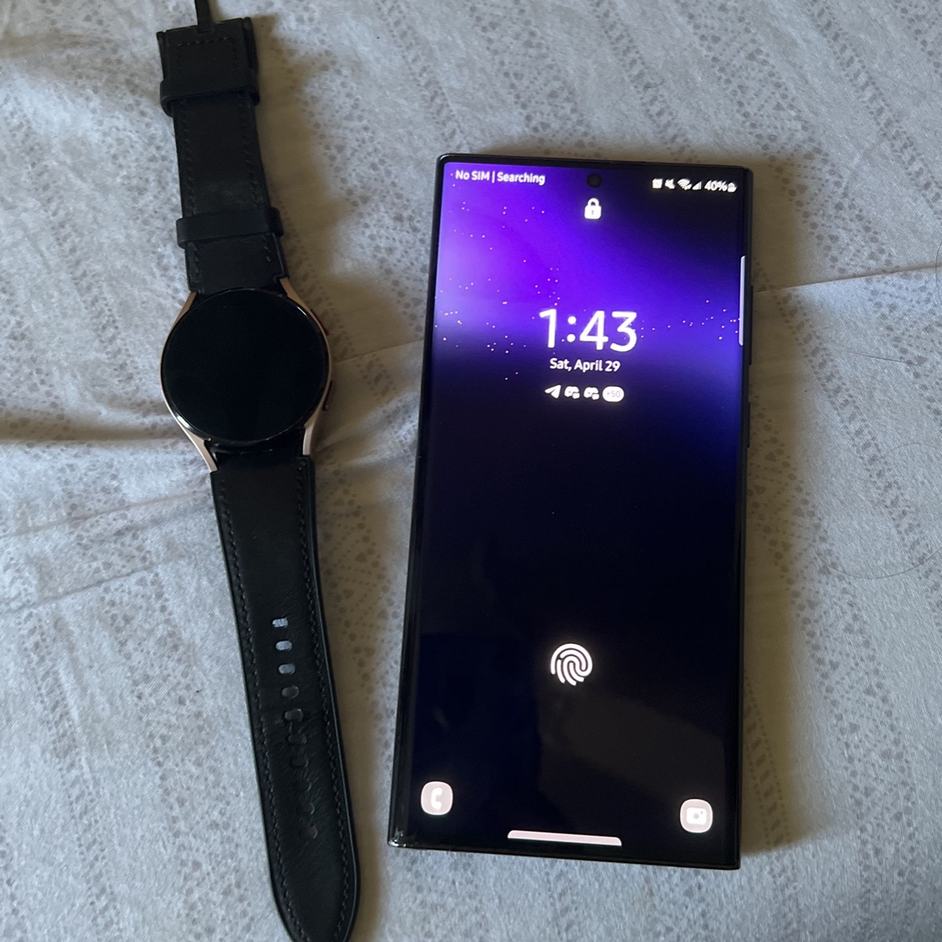 SAMSUNG 22 ULTRA WITH SAMSUNG SMART WATCH 4 (OVER 1400$ VALUE)