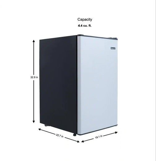 Magic Chef
4.4 cu. ft. Mini Fridge in Stainless Look