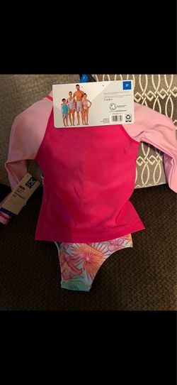 NEW set of 3 girls swim size 2 t
