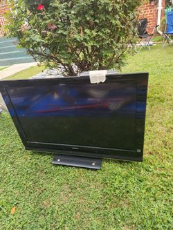 40" SONY TV FLAT SCREEN