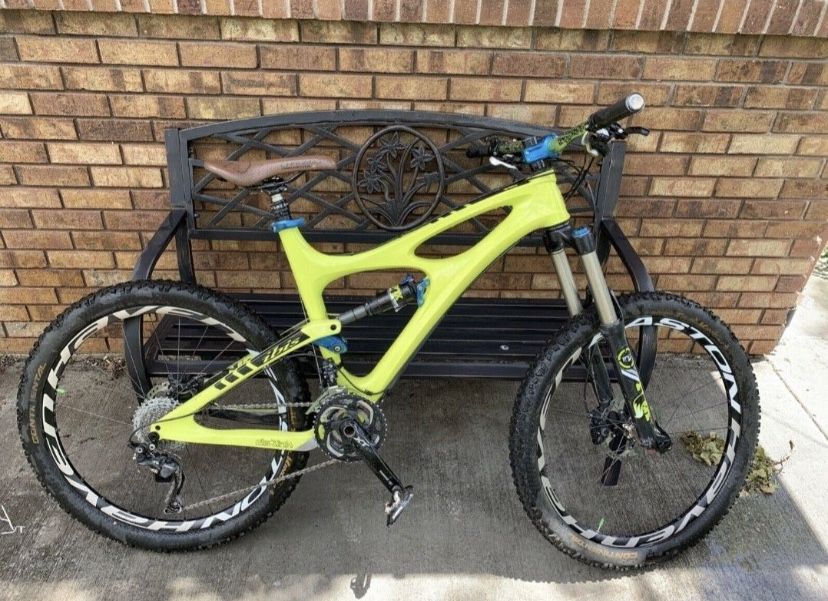 Mountain Bike