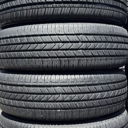 Set 215/65-17 Goodyear Con El 80% De Vida 