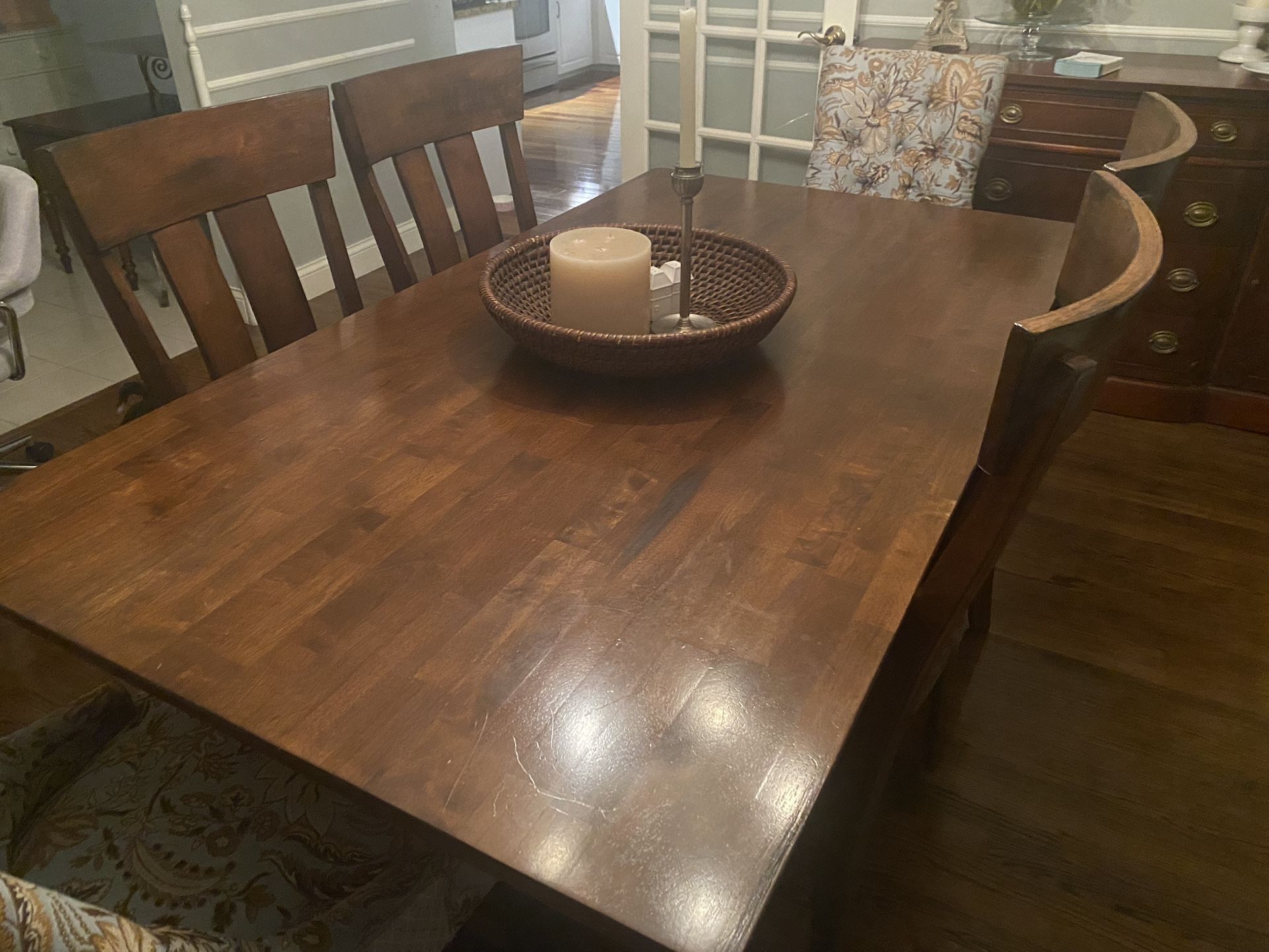 World Market Kitchen Set / Dining Room~table,4 Chairs