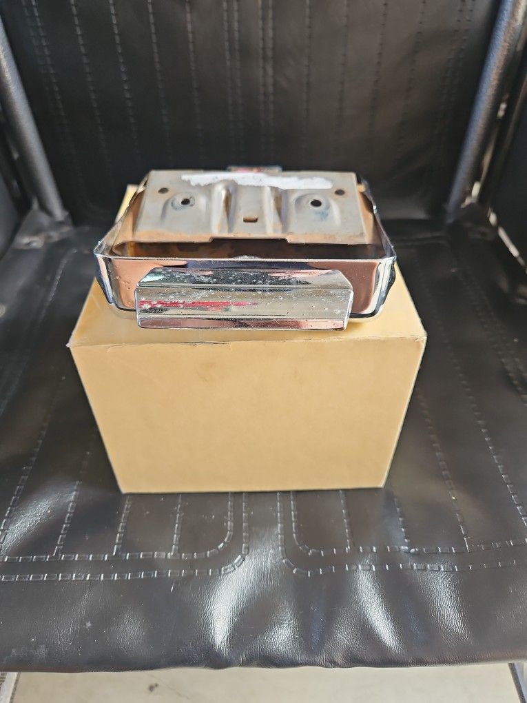 1963 64 Chevy Impala Accessorie Ash Tray