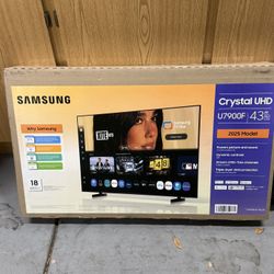 Samsung Crystal UHD 43” Flat Screen TV