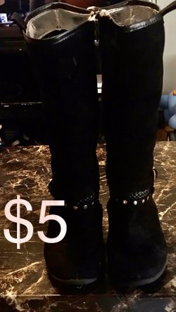 Used children’s boots