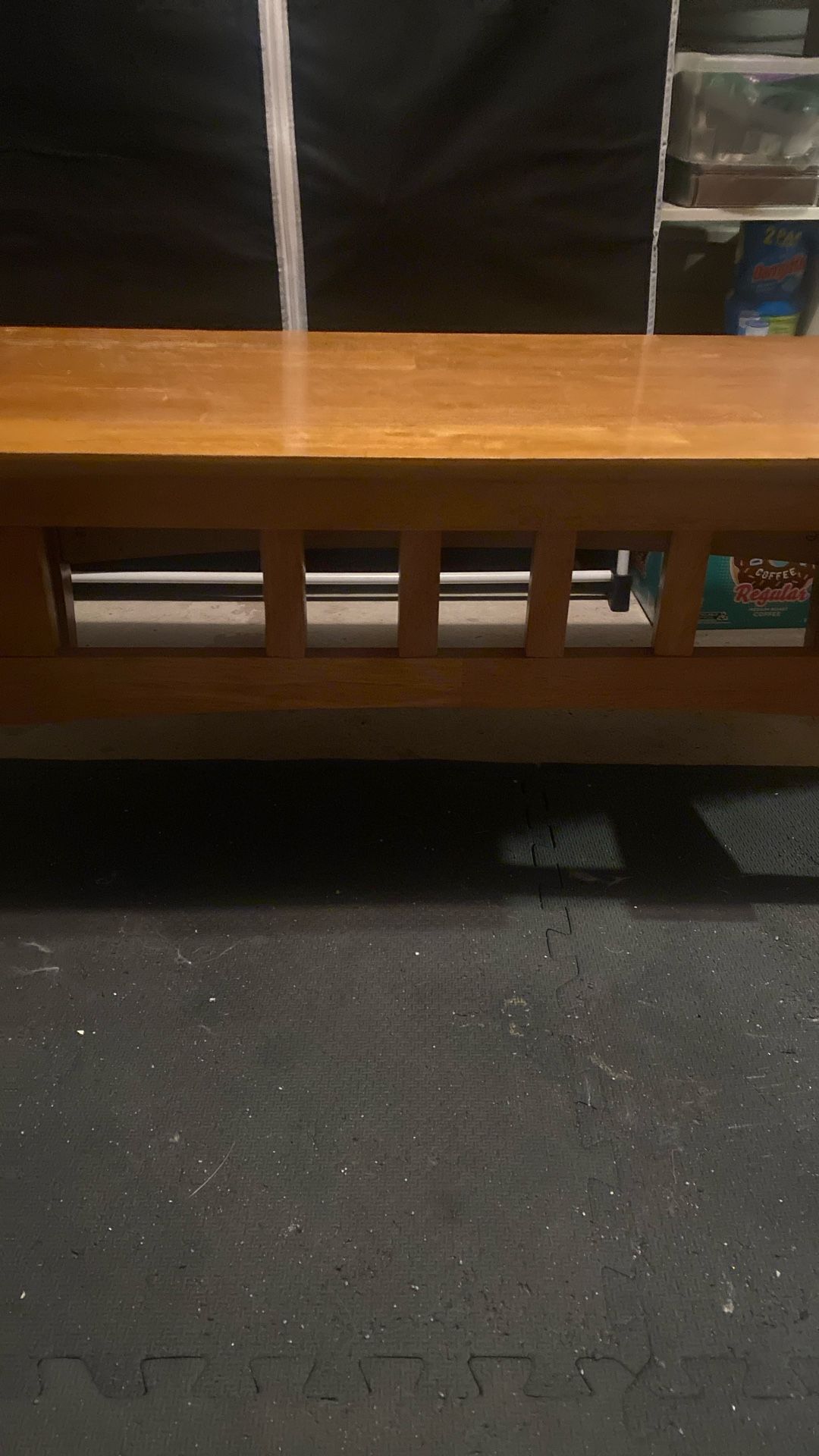 COFFEE TABLE 