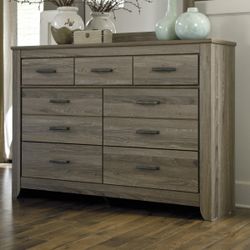 August Grove Arcata bedroom Set