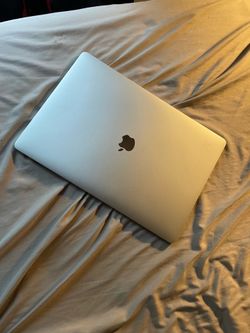 2019 MacBook Pro 16” 16GB RAM i9 1 TB