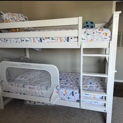 Bunk Bed Twin over Twin