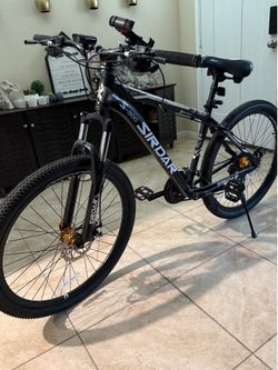 Mountain bike (Like New)