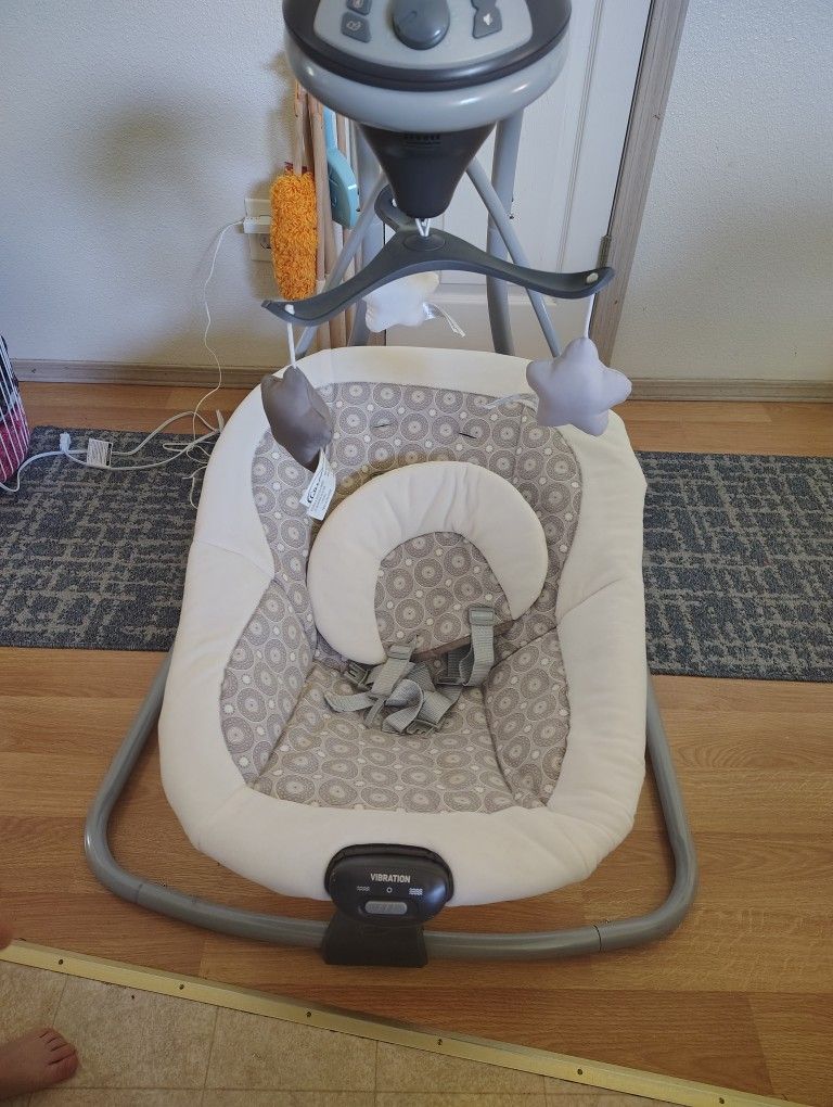 Graco Sway Swing (Baby Swing)