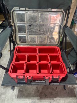 Milwaukee 20” pack outs