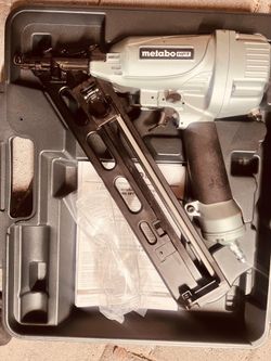 FINISH NAILER