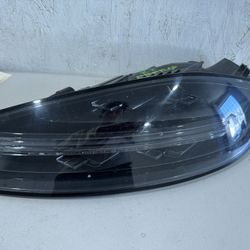 2022 Porsche Cayman Right Tail Light