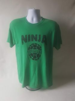 Ninja Turtles Men's green short sleeve t-shirt size M.