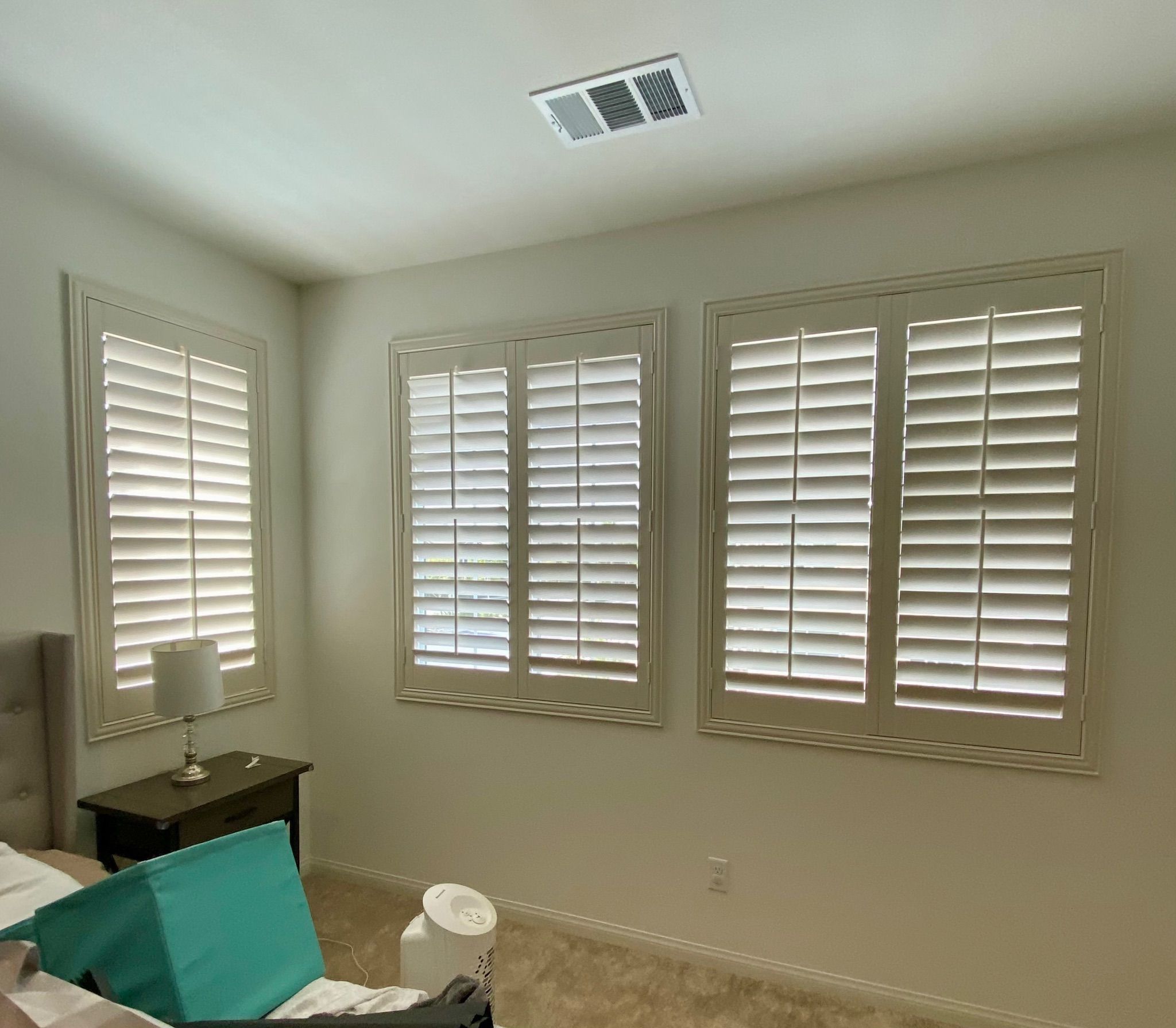 Window Shutters, Sliding Door Shutters, French Door Shutters, Closet Shutters. Persianas de Madera. Servicing  All Southern California. 951-573-2560