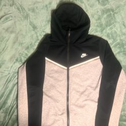 Nike tech Gray & black 