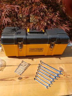 Craftsman Professional 26 Toolbox With Craftsman Wrenches