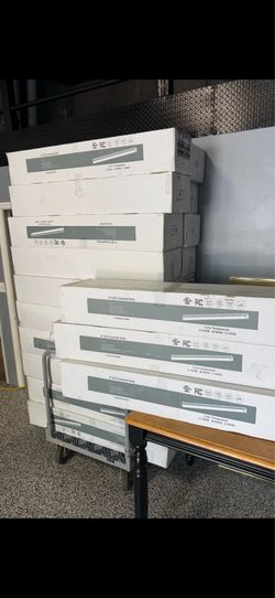 Brand new Commercial Lights - $50 per box 📦