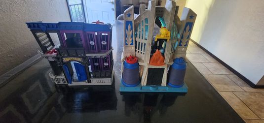 Toy, spiderman and batman