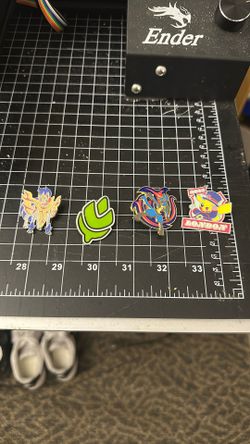 Pokemon Pins 4 For 12$