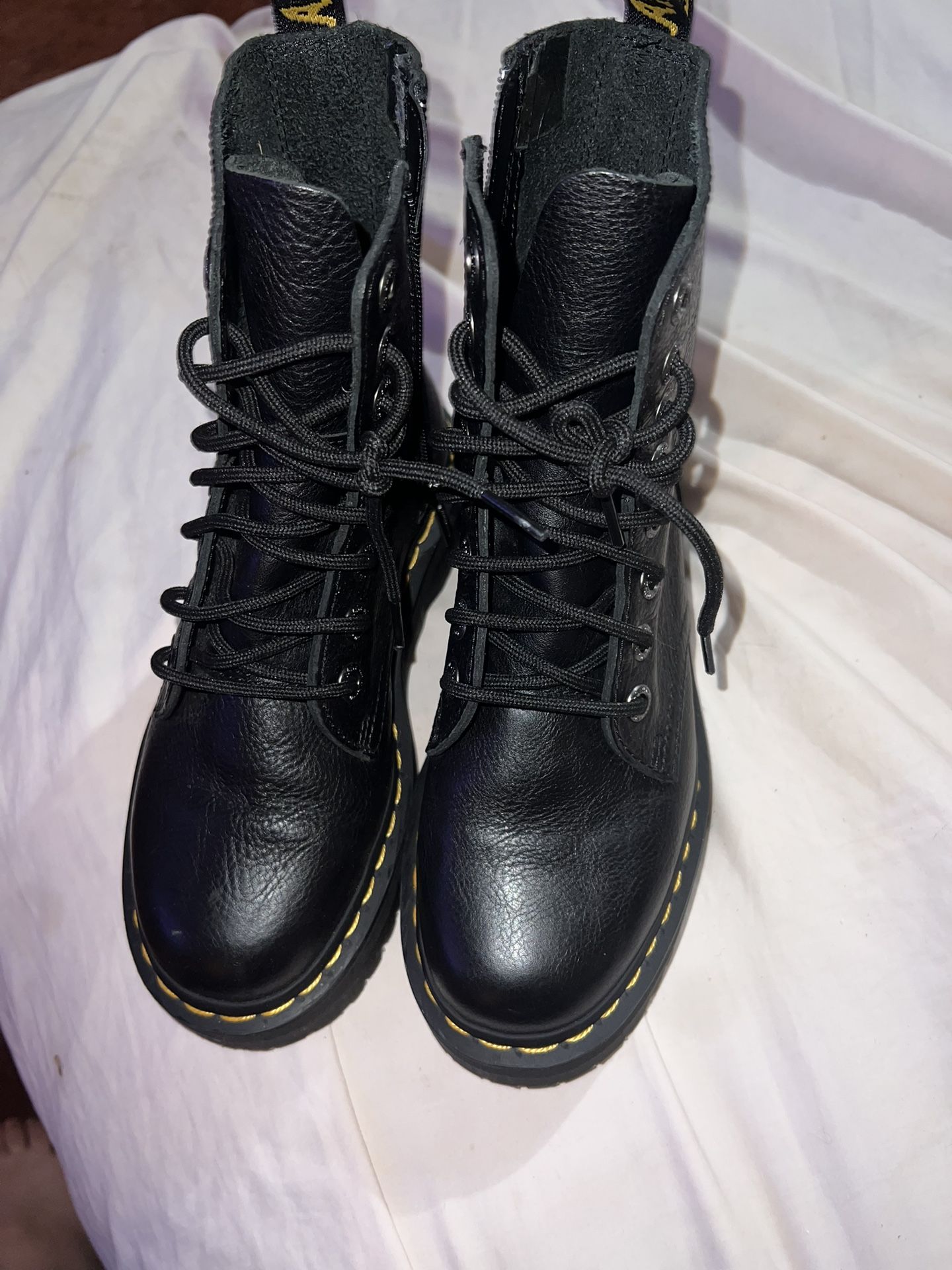 Pisa Leather Doc Martens