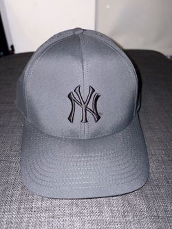 New York Yankee Adjustable Fitted Hat