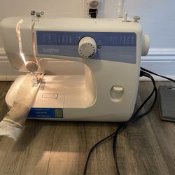 Brother Sewing Machine With Case In Good Condition $70 Firm On Price