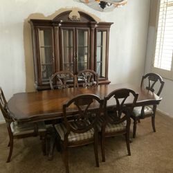 Solid wood formal dining matching set Table 6 chairs Glass China Hutch w/ Buffet