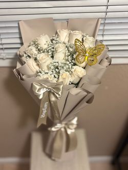 Ramo buchon roses flower bouquet